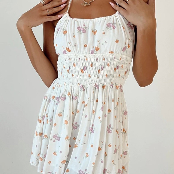 Princess Polly Pants - NWT Princess Polly romper